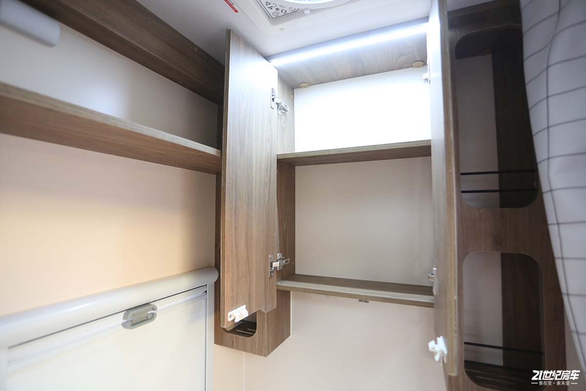 2019年新款福特b型房车,霍夫勒最新款b型房车