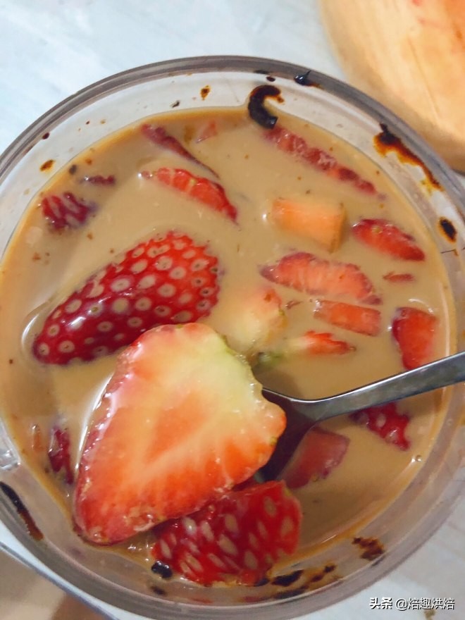 自制焦糖奶茶口感媲美奶茶店,焦糖奶茶简单好喝