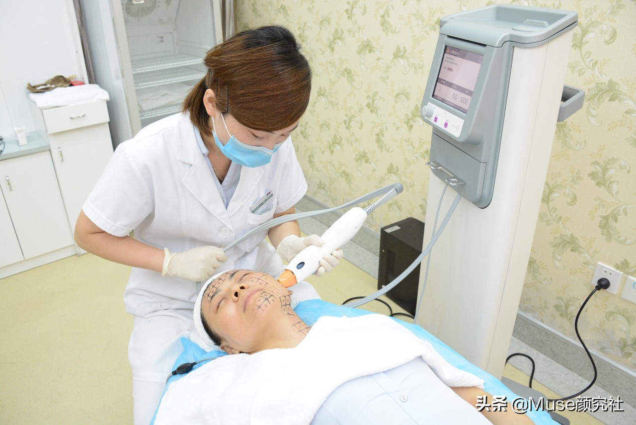 既能让女生变美又不花钱的妙招,女生的100个变美小妙招零成本