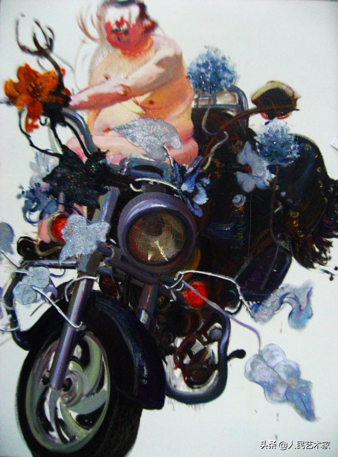 女性艺术展当中竟然出现了男人体？这件不可思议的事情，就发生在戚亚红身上