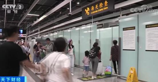 代购奢侈品涉案80万判几年,代购走私被抓判10年