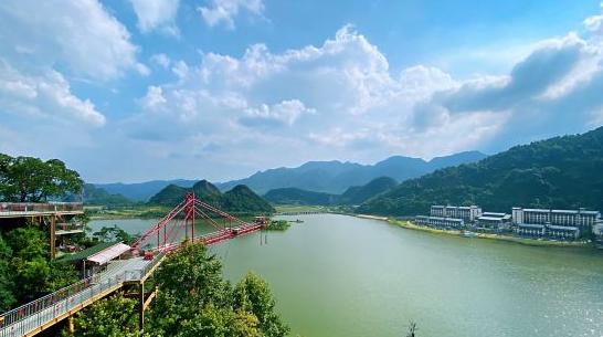 英德温泉一日游,英德有什么温泉带泳池酒店