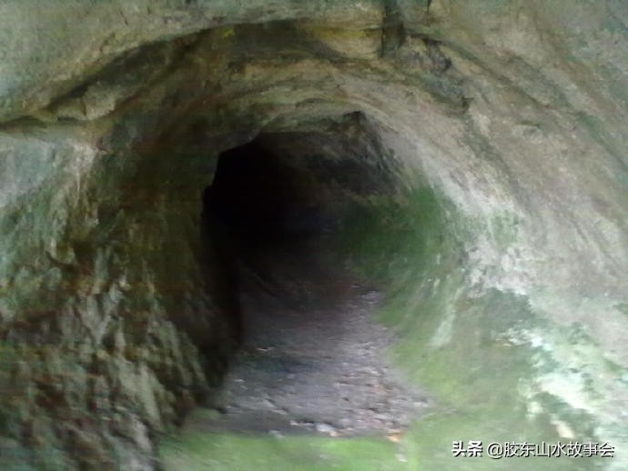 崂山山洞海边,崂山主峰是不是有个觅天洞