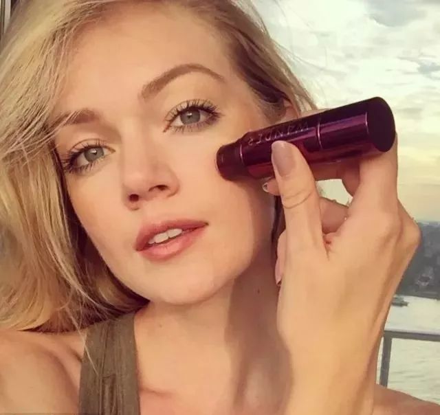 当痘痘好了痘印没了,当痘痘消失只剩下痘印