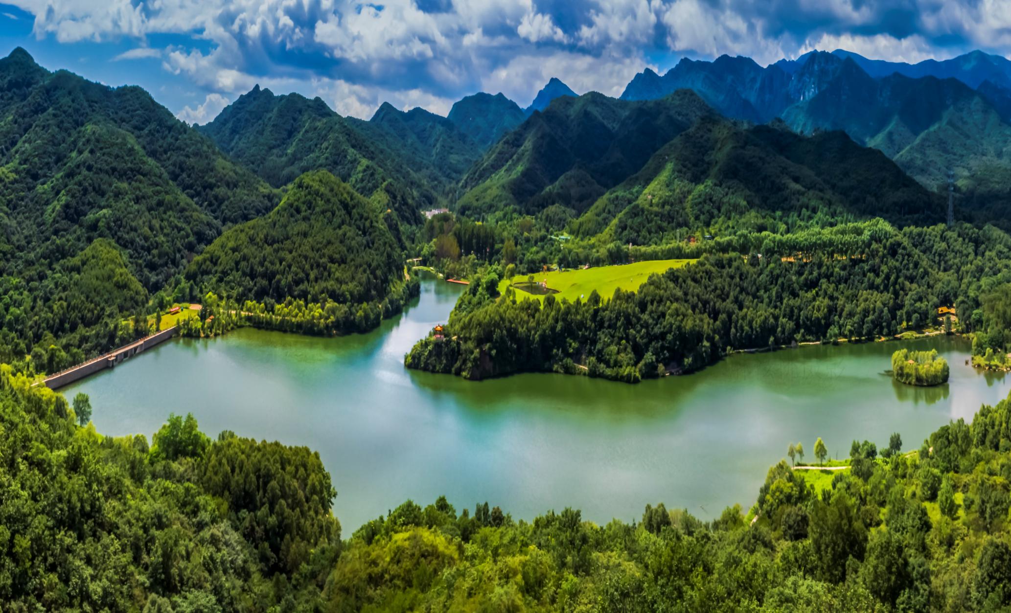 北京延庆周边野游有山有水,北京延庆山顶草甸