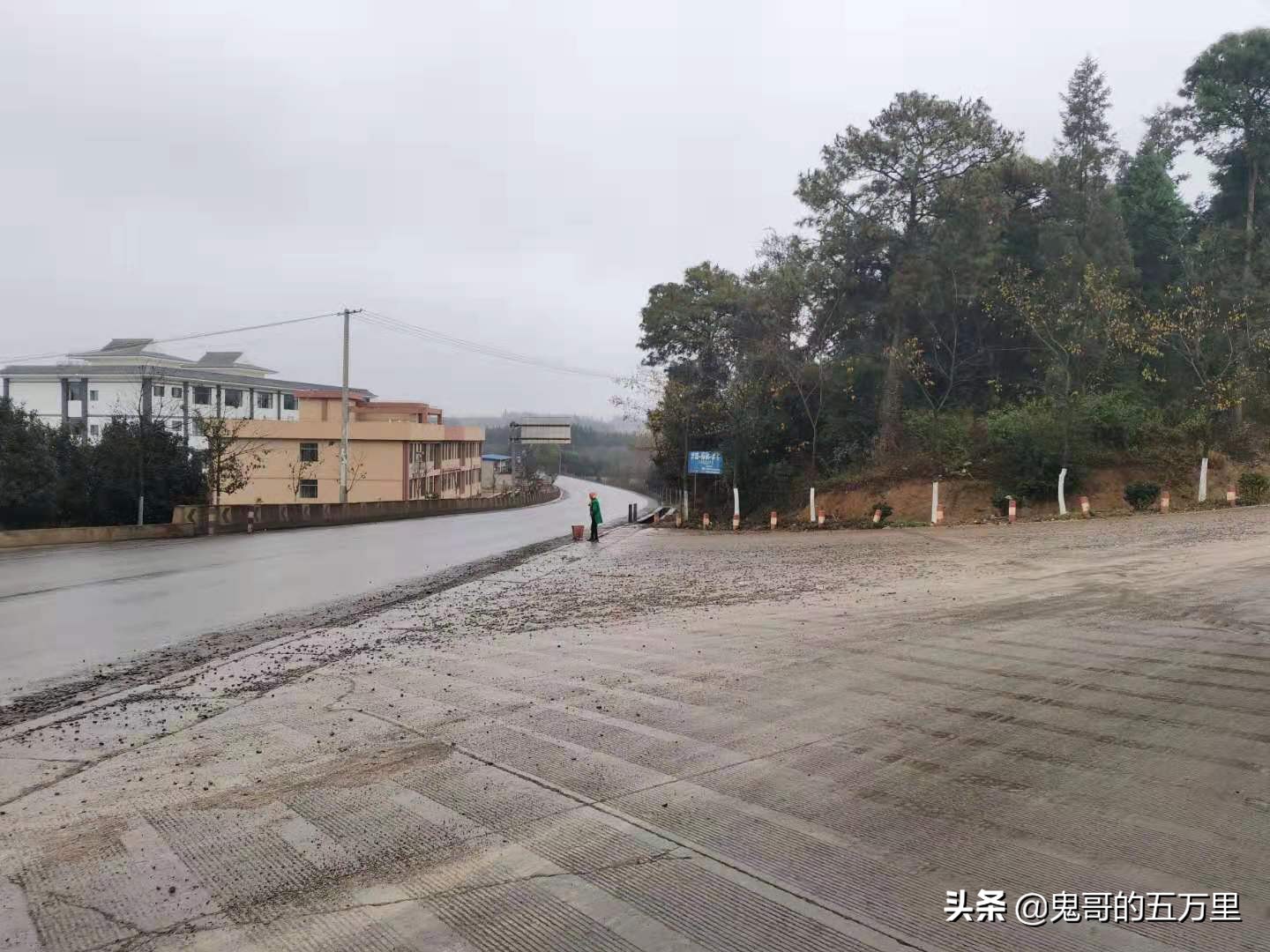 鬼哥的五万里D118骑记：云南，未来可期,泸西县-罗平县