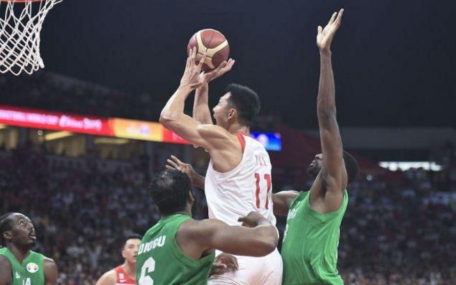 少年曾有凌云志洗尽铅华也从容!16年巅峰低谷,易建联的篮球人生