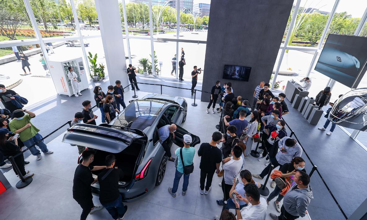 私自变更合同内容,极氪还未正式交付,是否有“欺诈”嫌疑?