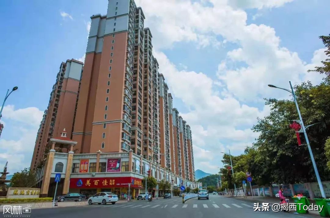 忆往昔峥嵘岁月看今朝城市新貌,忆往昔峥嵘岁月稠看今朝民富国强