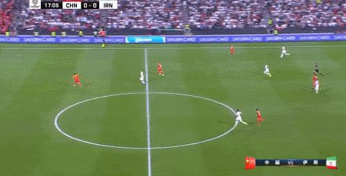 他一个月内连得两红四黄，硬汉吸引了里皮的注意，成功入选国足