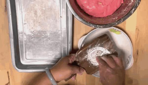 粉红色的甜桃,粉红色跟桃子一样的水果