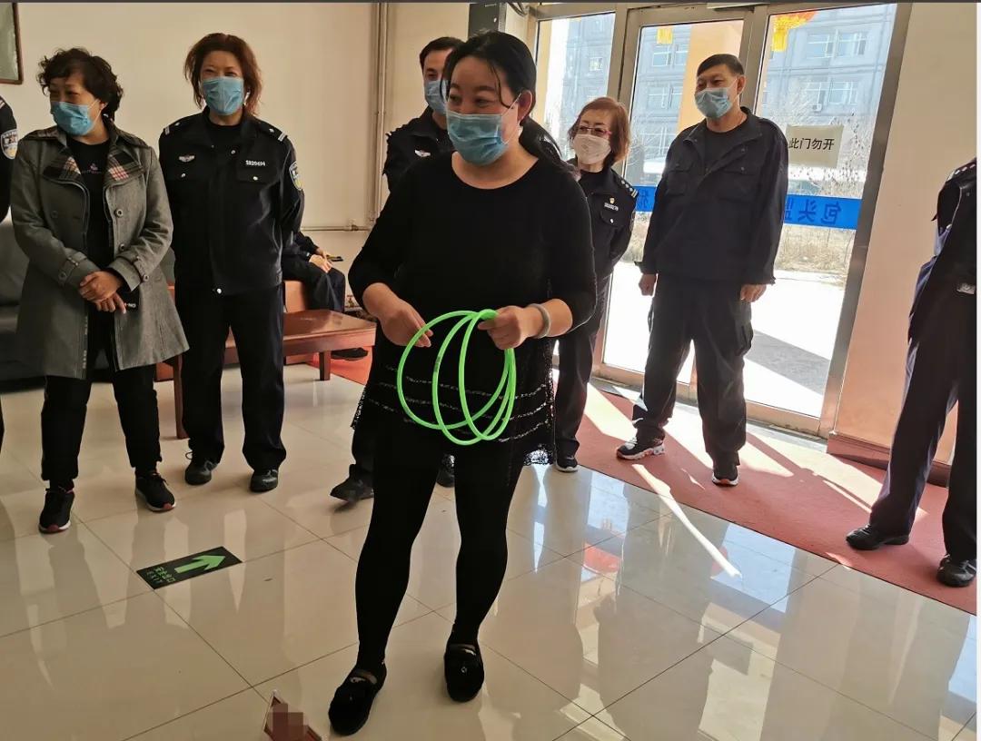 鍑濆績鑱氬姏璀﹁惀鏂囧寲,鐩戠嫳璀﹀療鎶楃柅绮剧