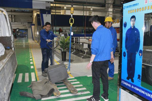 中国15式坦克最新改型,我国最新15式坦克