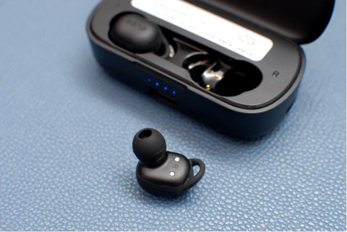 推荐玩游戏的蓝牙耳机无灯,玩游戏蓝牙耳机推荐