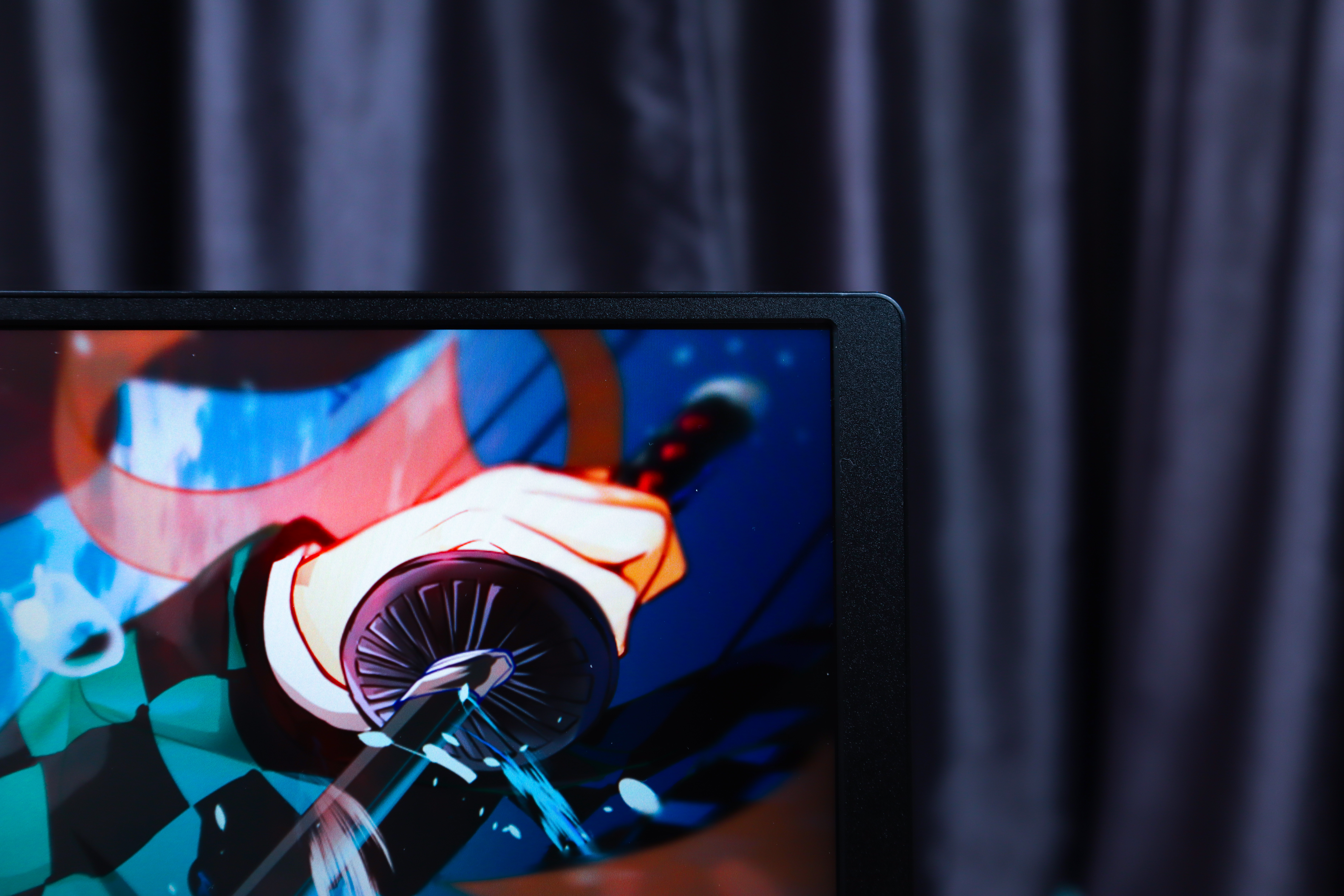 cforce便携显示屏011x,cforce便携屏幕评测