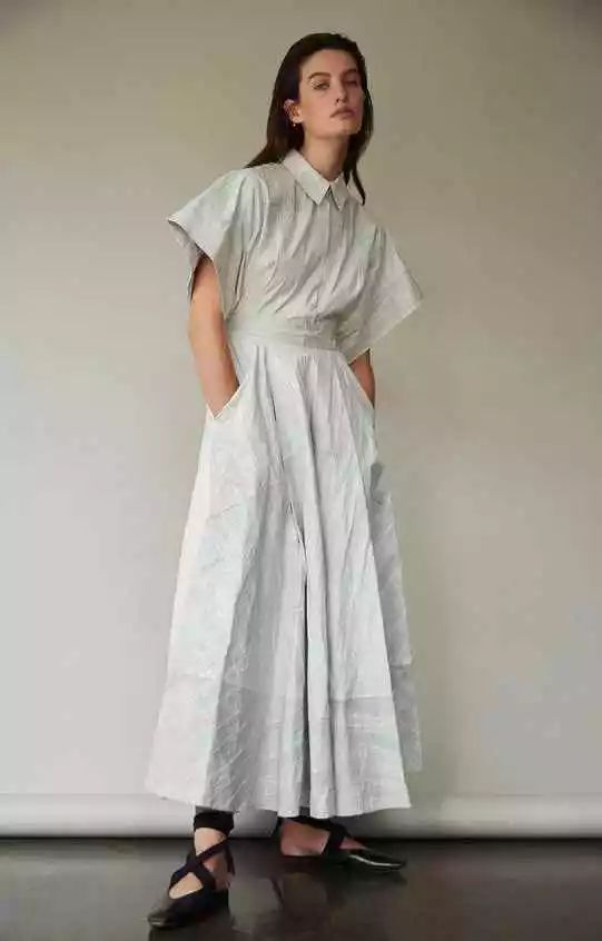 风靡文艺界的“棉麻服”会穿吗？学会提亮色彩搭配，回归布衣精神