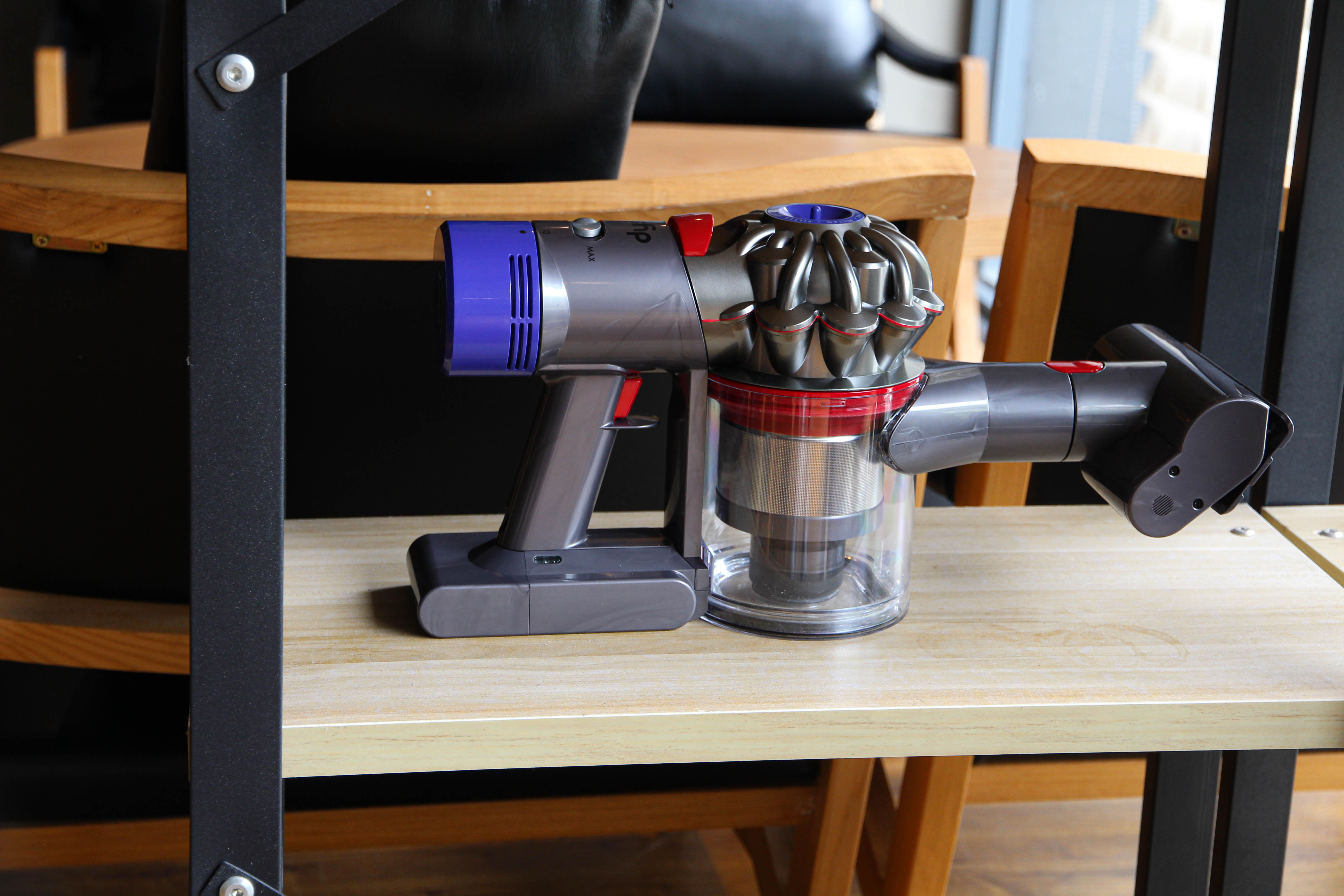 戴森吸尘器v8fluffyorigin拆洗,戴森吸尘器v8如何选择