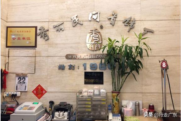 一开就是40年，这家态度超级差的民间银饰店总是人满为患