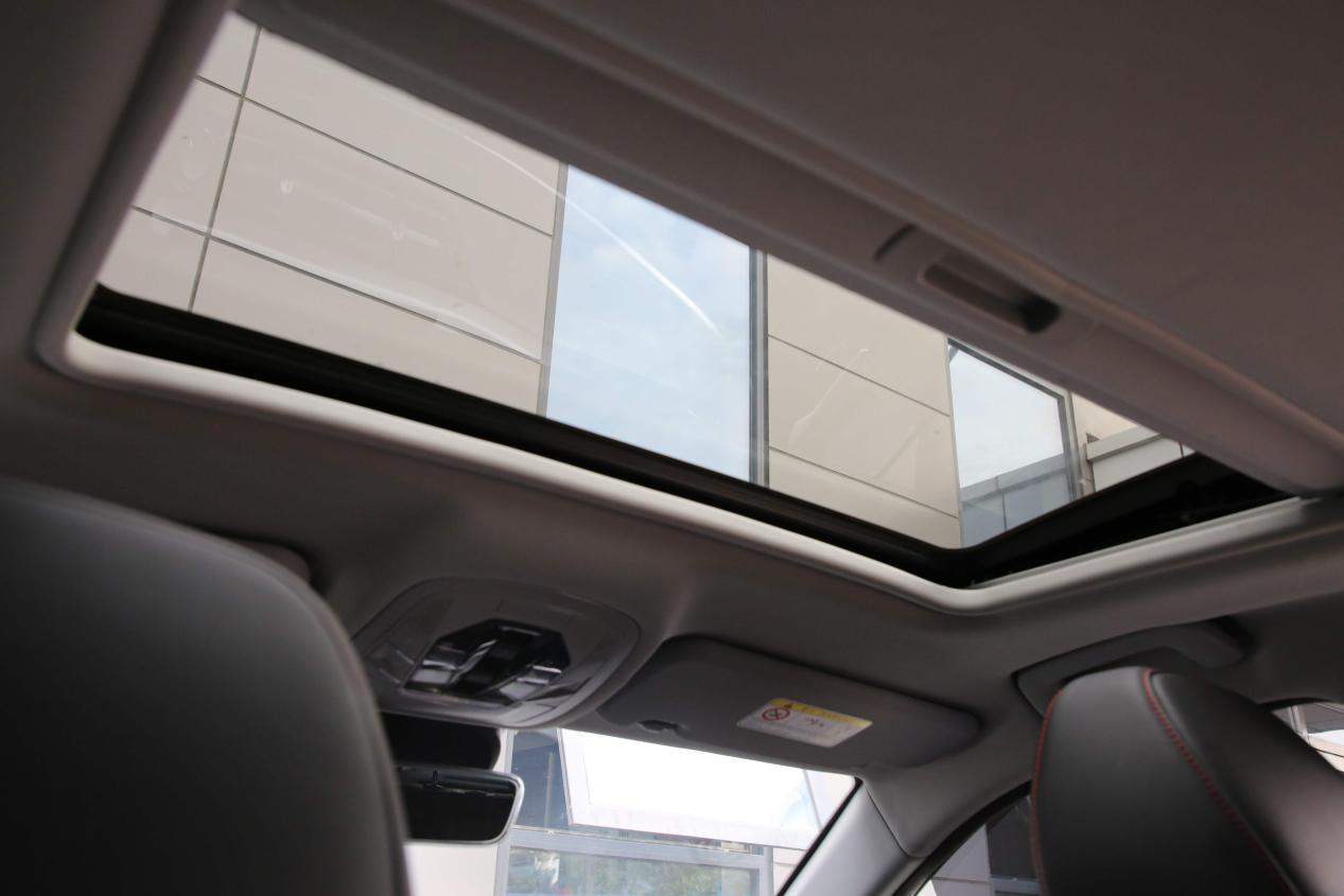 奇瑞瑞虎5x超级英雄版试驾视频,沉浸式体验奇瑞瑞虎5x超级英雄版