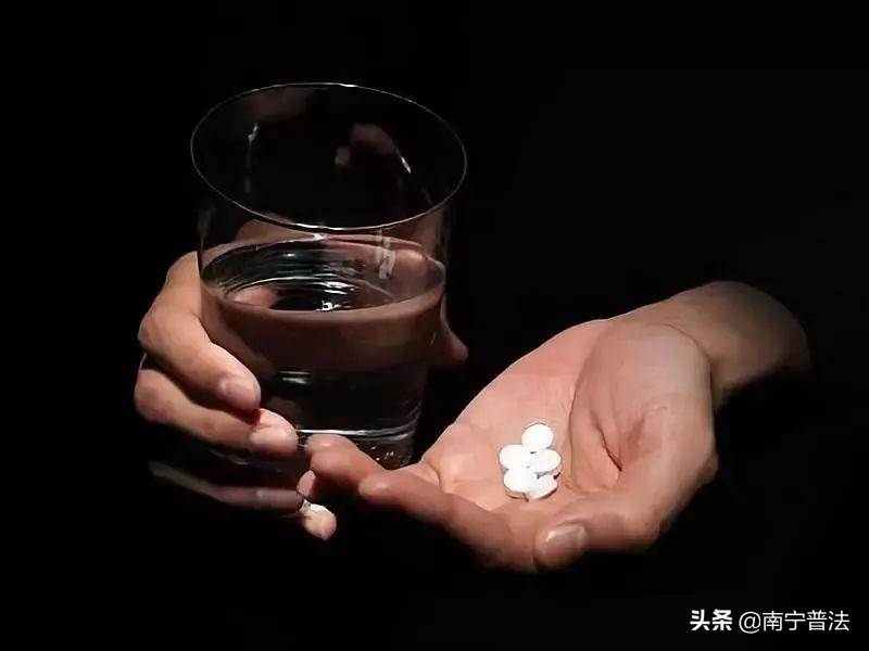 “我吸毒了,我妈喂的!”新型*品毒**盯上孩子了