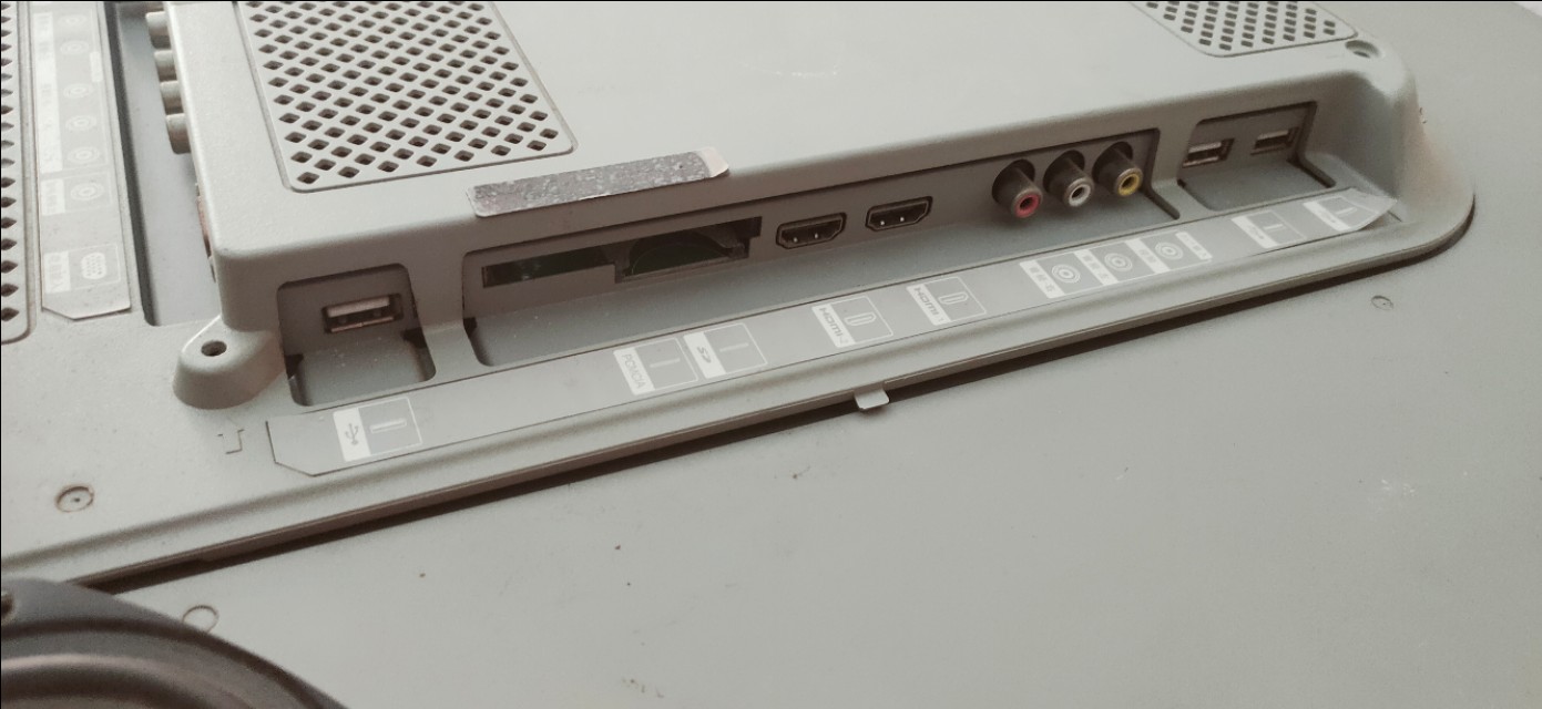 tcll55e电视拆机教程,tcl55v2液晶电视拆机教程