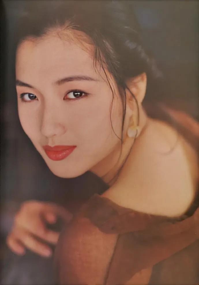 香港人对郑秀文的评价,郑秀文香港最后的天后