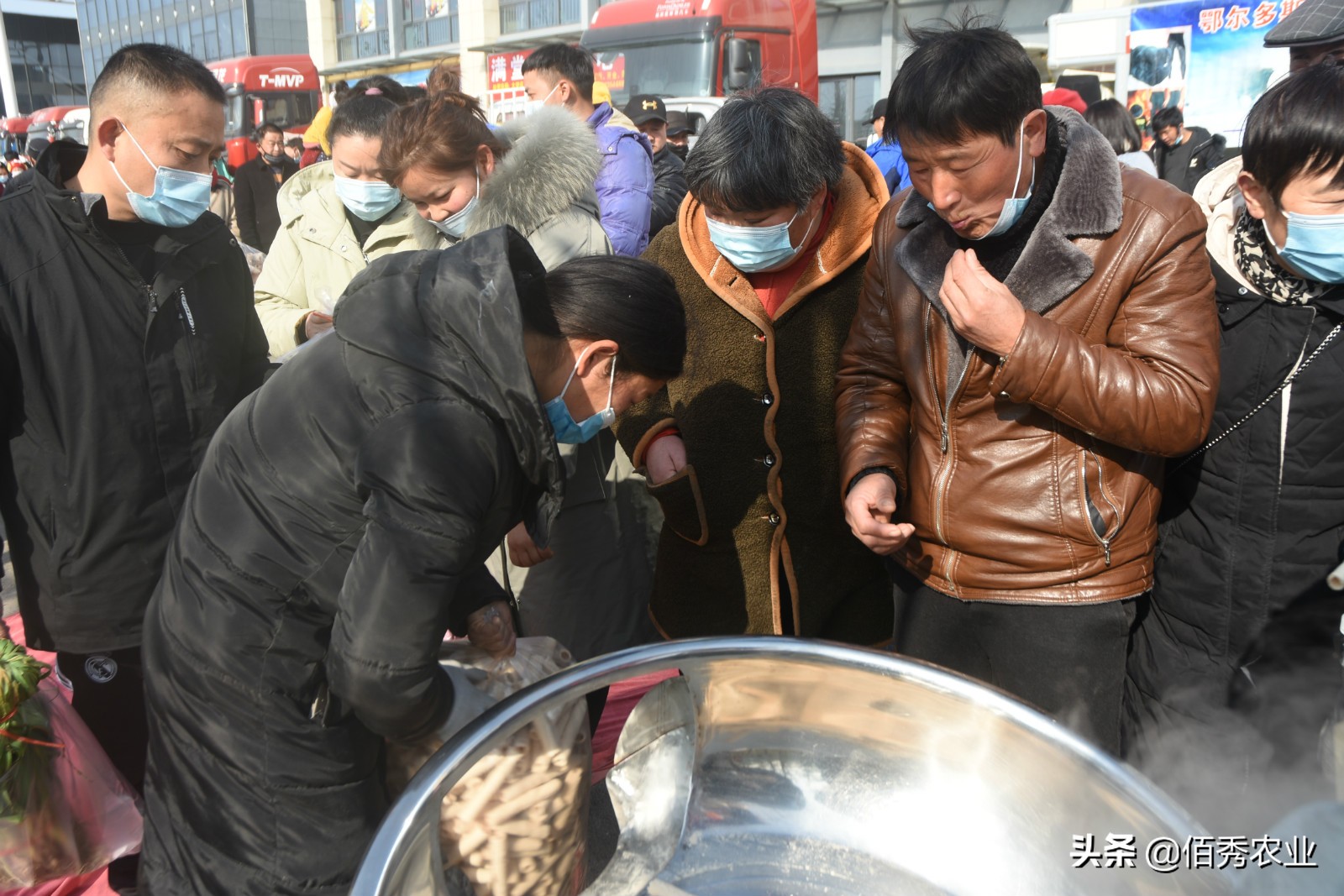 适合农村老人的摆摊生意,农村集市摆摊
