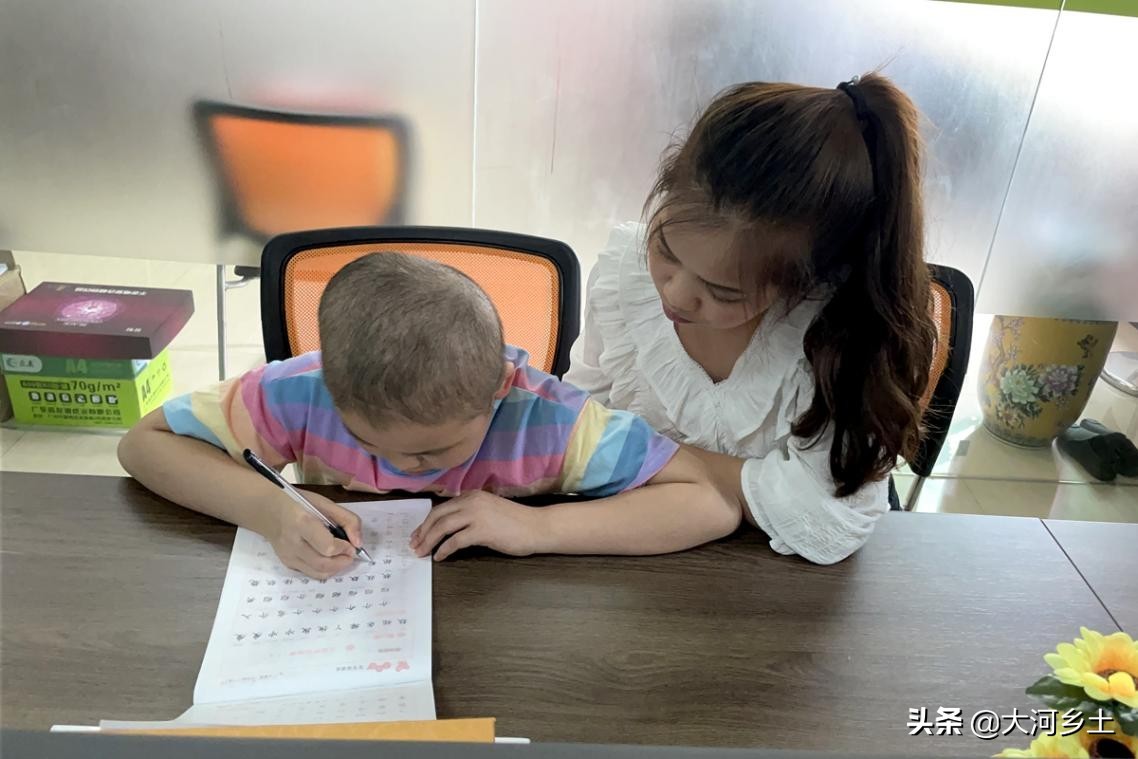 脑部长瘤9岁女孩,9岁女孩恶性畸胎瘤