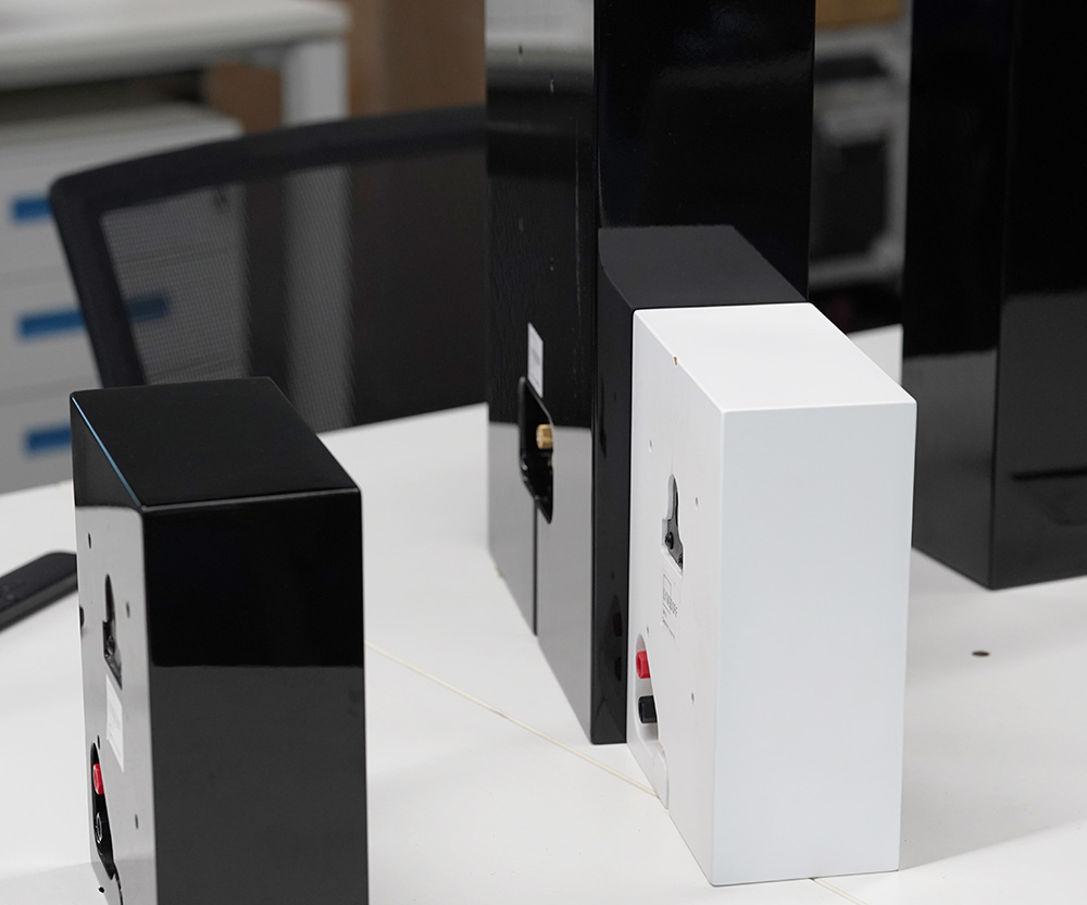 15平方家庭影院音响推荐,极简风家庭影院装修效果