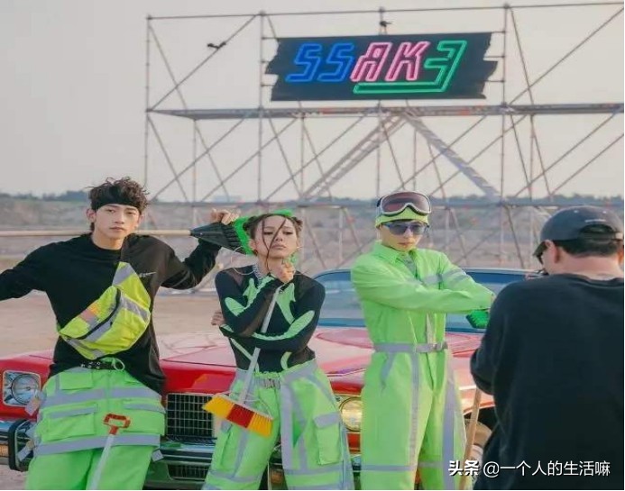 刘在石李孝利rain组团,韩国李孝利刘在石综艺节目