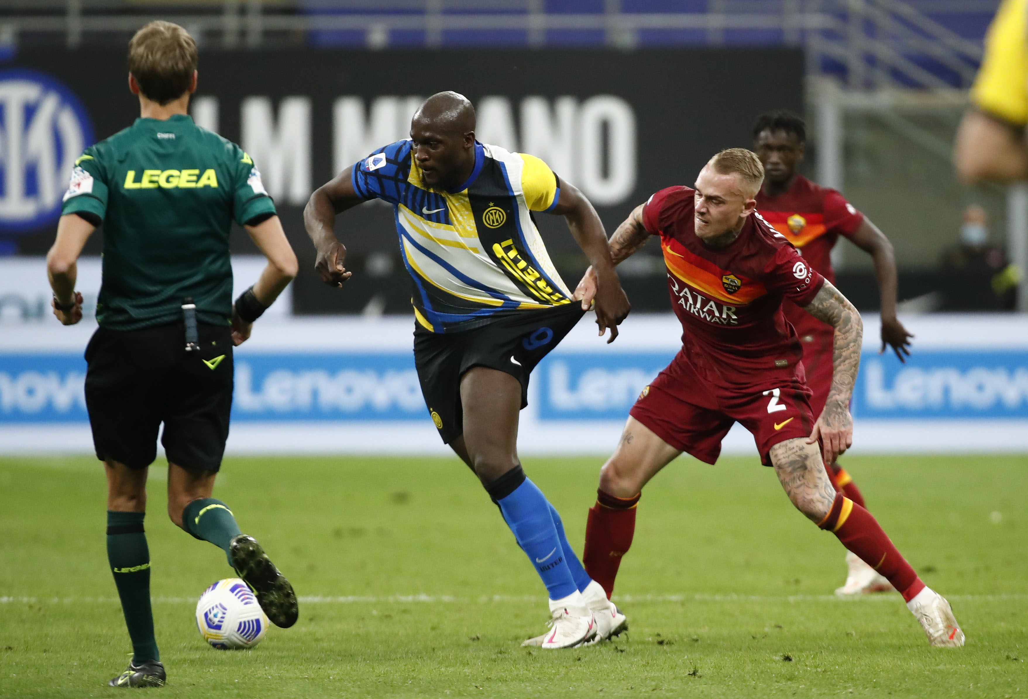 埃里克森国米欧冠首秀,埃里克森绝杀国米