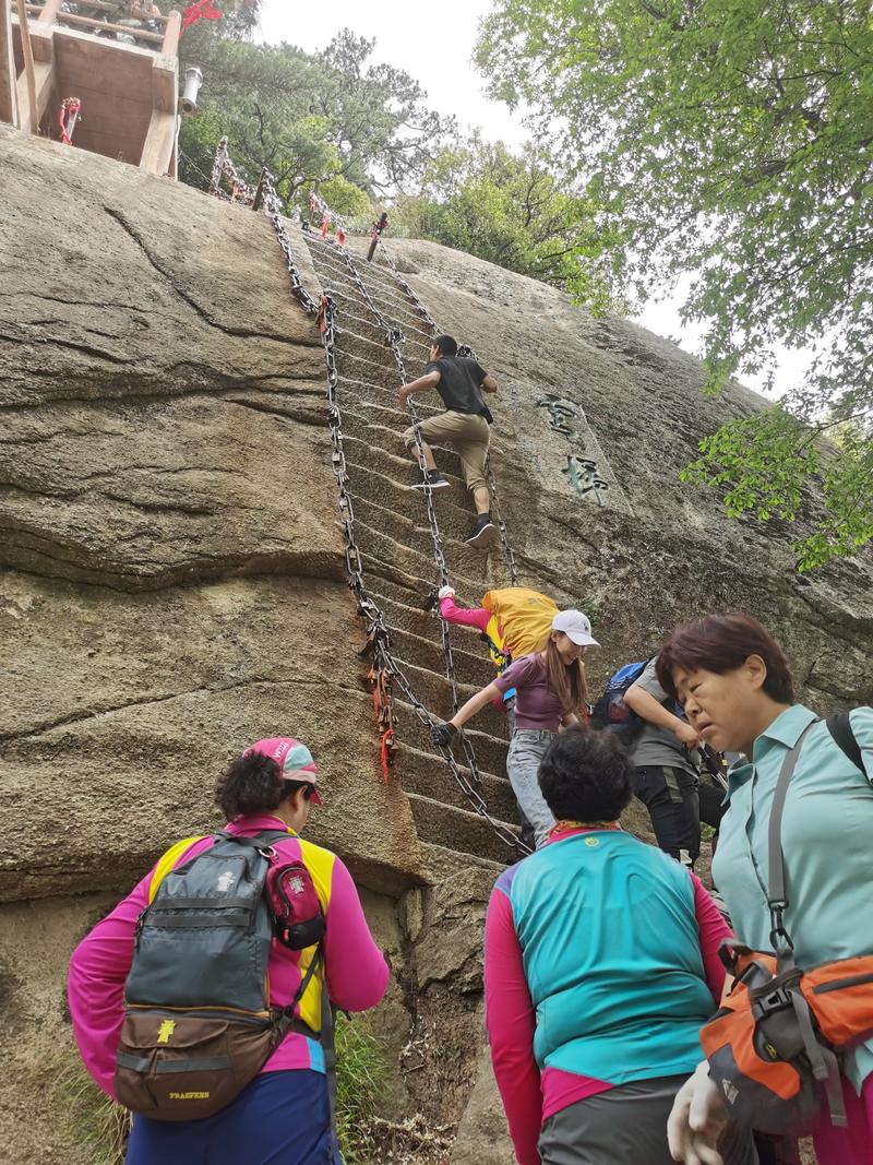 华山派的轻功一定被低估了——华山一日游有感