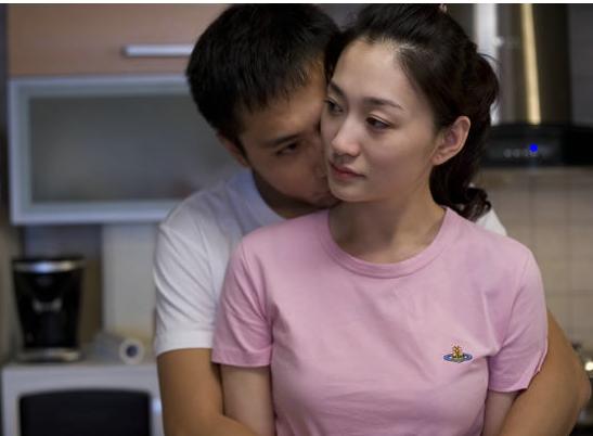 人间*物尤**李小冉：被“大哥”恐吓4年，为导演流产2次，转嫁男闺蜜