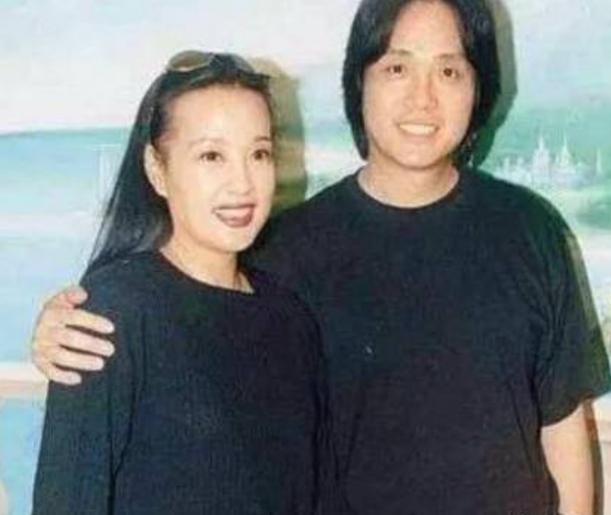 刘晓庆出狱后视频,刘晓庆朱时茂最近照片