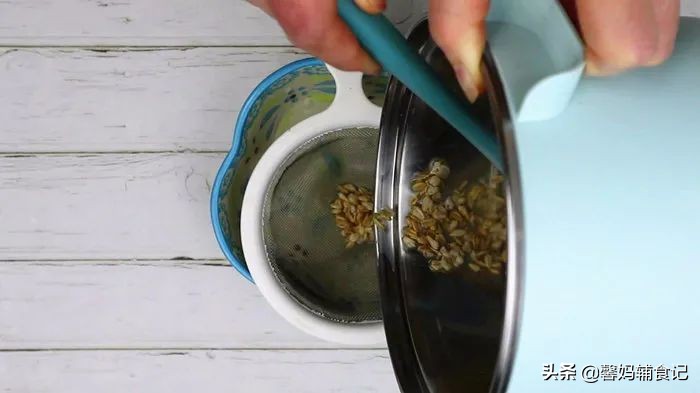 燕麦片和燕麦哪个治便秘最好,燕麦可以跟哪些粗粮一起煮