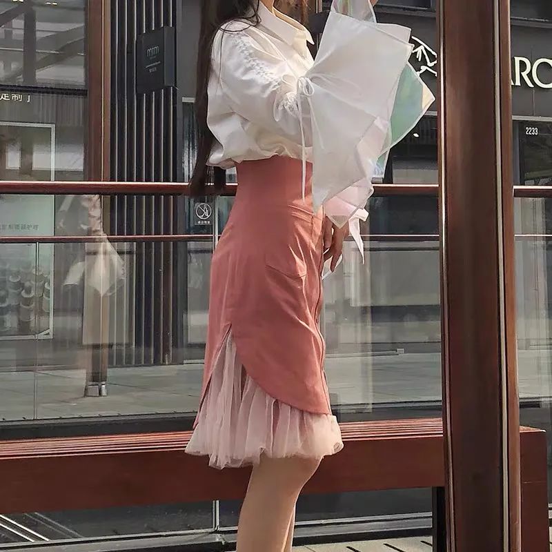 兰公子变身“巧手神探”百乐门老板娘｜纸上刺绣，别具匠心