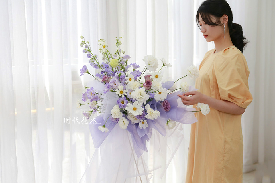 0基础学习花艺需要问些什么,想学花艺师怎么入门