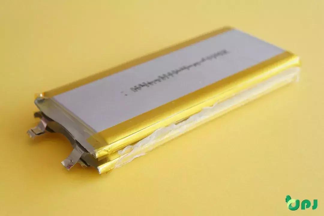 飞毛腿快充移动电源,飞毛腿充电宝m101拆解