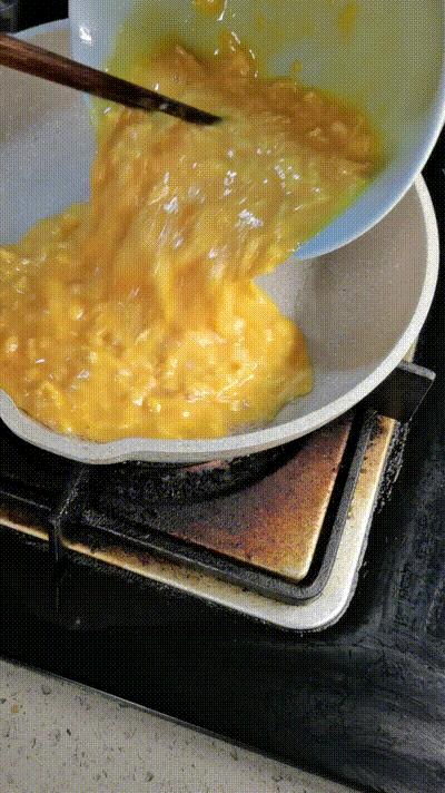 流心蛋包饭怎么才算成功,怎么在家制作流心蛋包饭