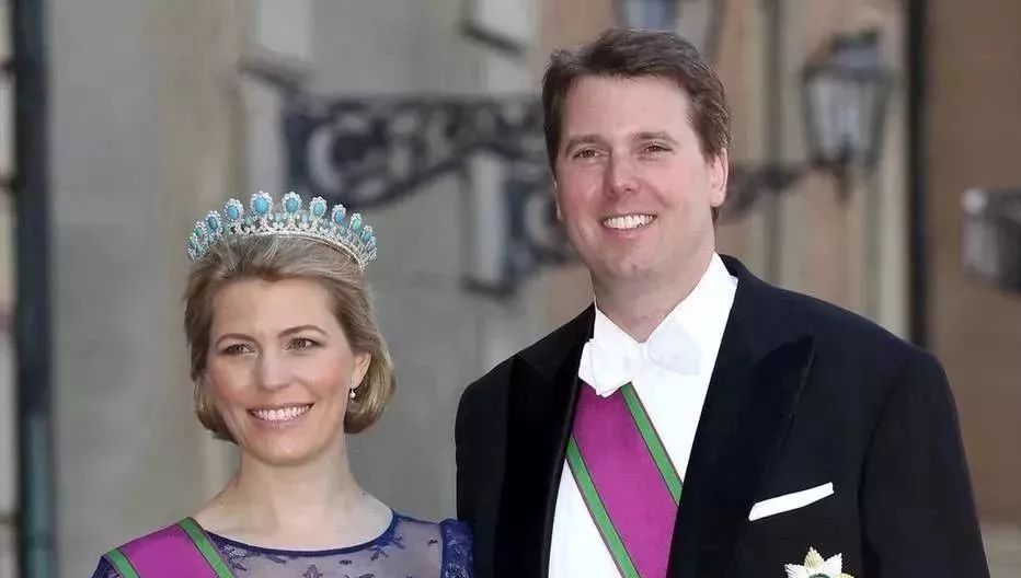 绿松石皇冠,皇后皇冠绿松石