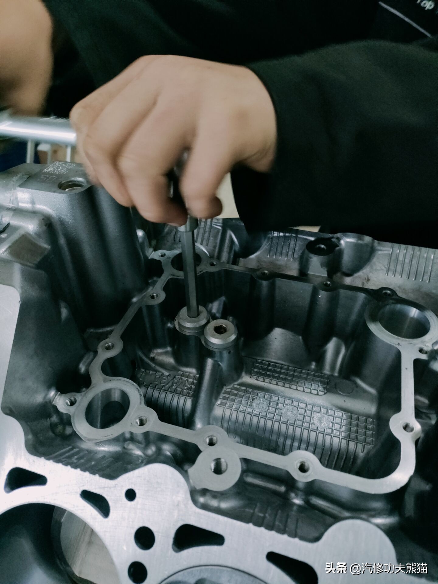 二手途锐烧机油解决要多少钱,二手老途锐烧机油