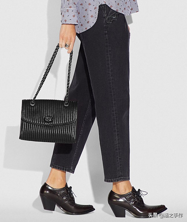 各奢侈品适合秋冬背的包包 (2021秋冬奢侈品包包排名)