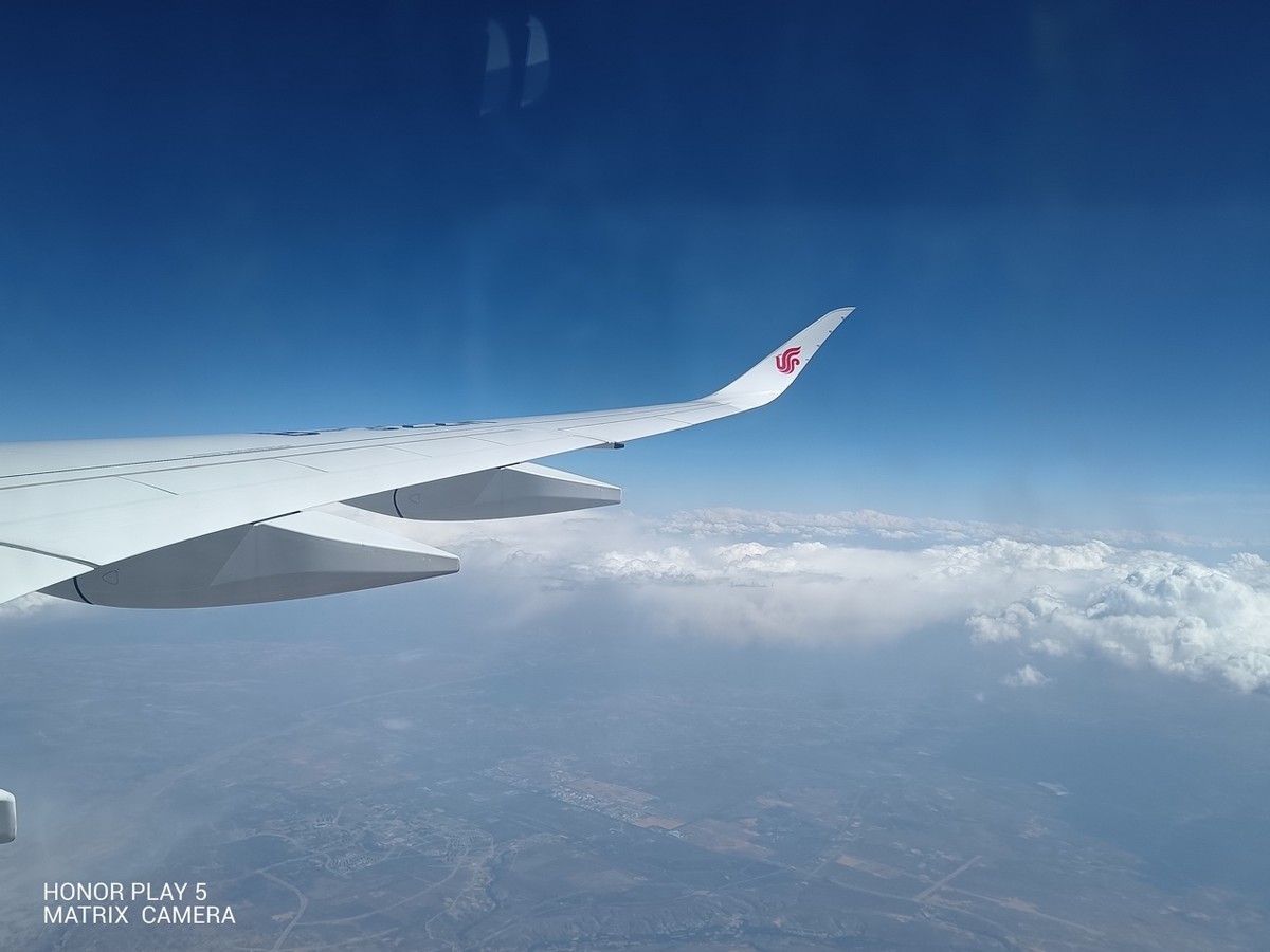 荣耀play5支持40w快充吗,荣耀play5体验