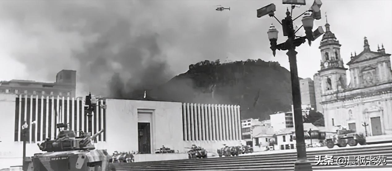 绝望中的抗争，百年前的中国是如何从底层里翻盘的