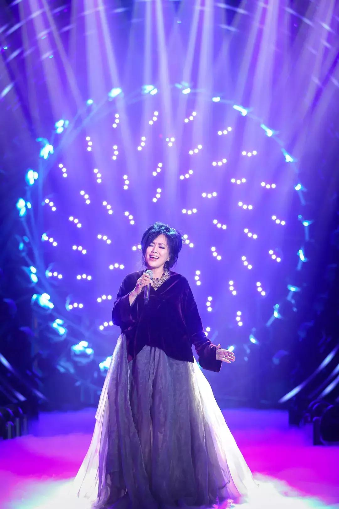 吴青峰踢馆完整版,吴青峰破音现场