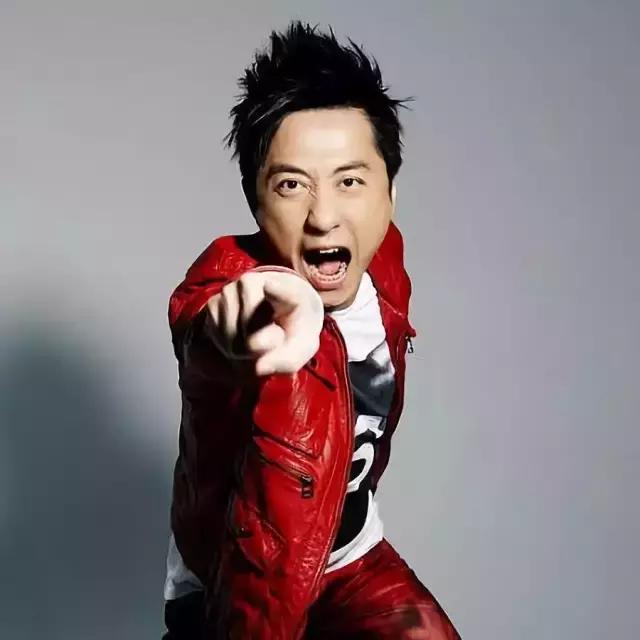 他是官二代，回自己家需要买门票，为了吉他不顾性命