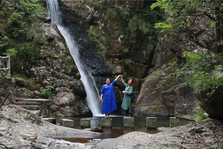 浪花飞歌原版,浪花飞歌视频完整版