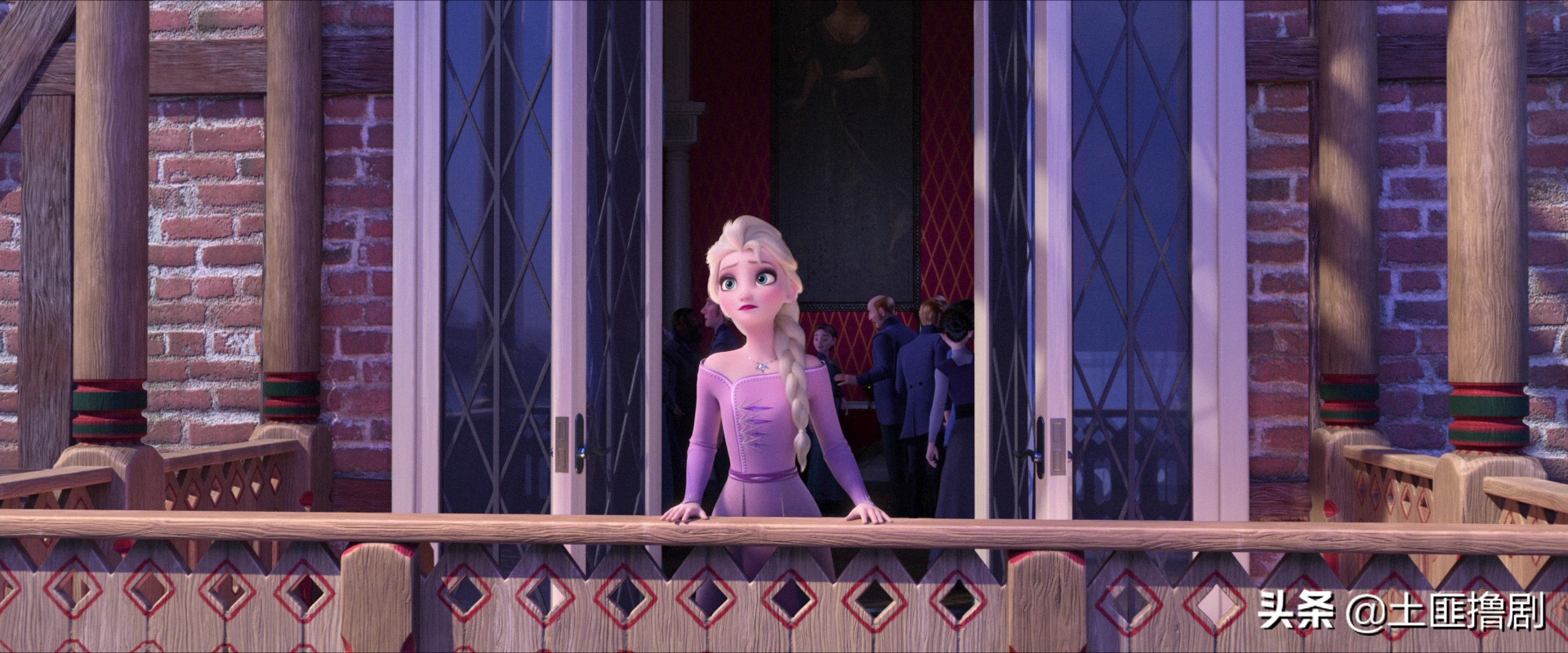 冰雪奇缘2里22个彩蛋,冰雪奇缘2的原故事全文