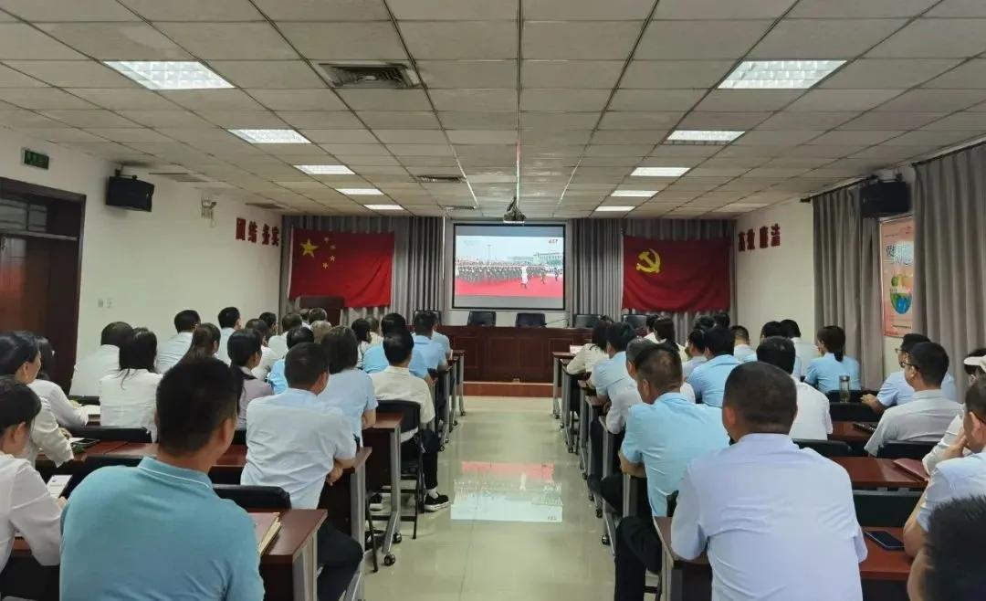 杨凌示范区组织收听收看庆祝中国*产党共**成立100周年大会实况转播