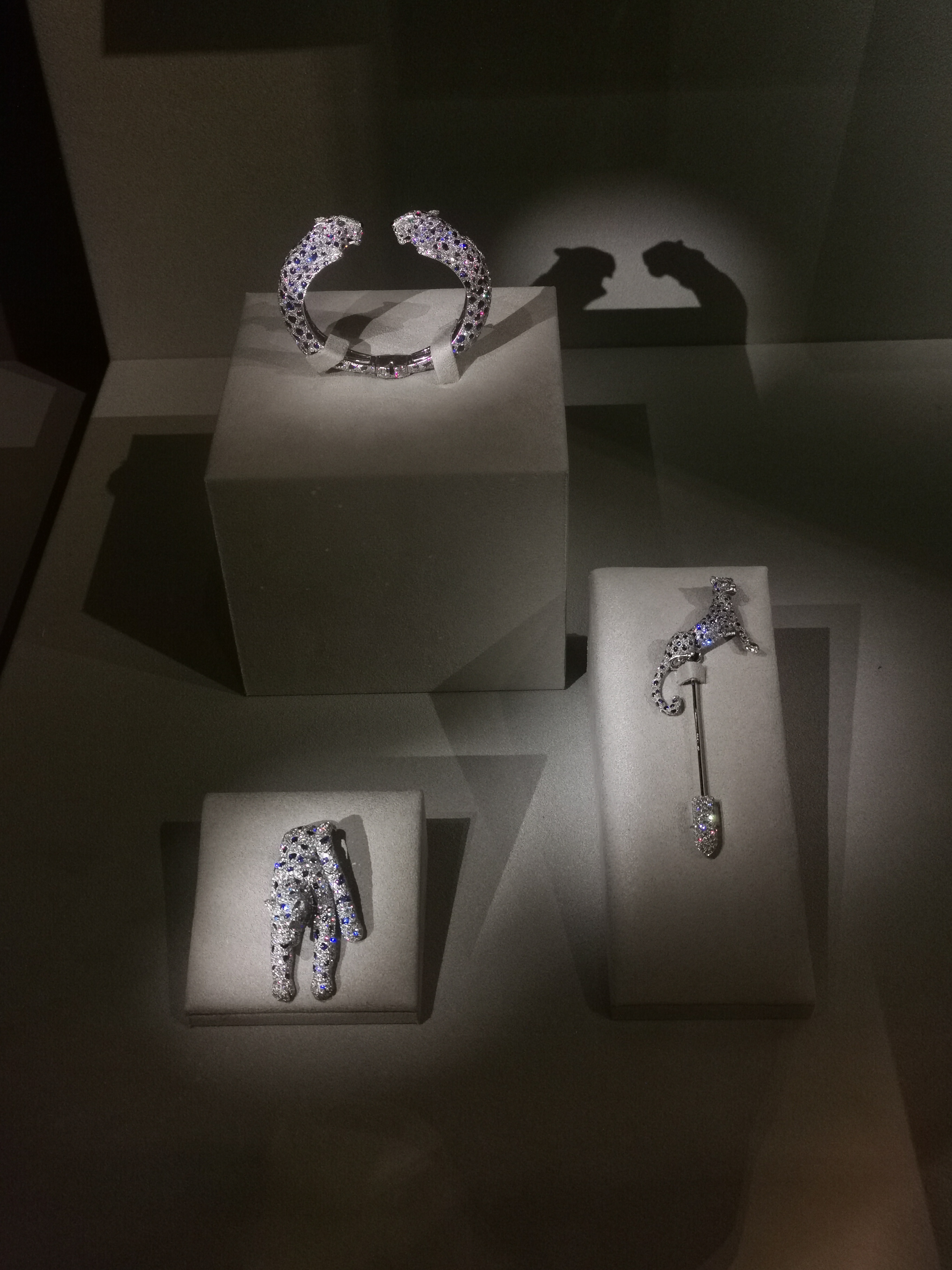 国内各个珠宝品牌最值得买的款式,十佳高端珠宝品牌哪里可以买